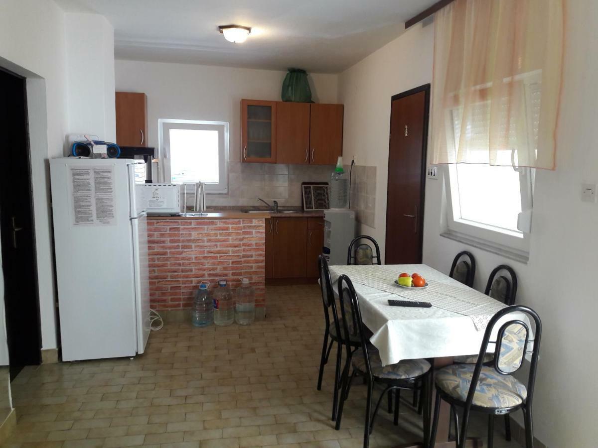 Apartmani Dokoza فير المظهر الخارجي الصورة